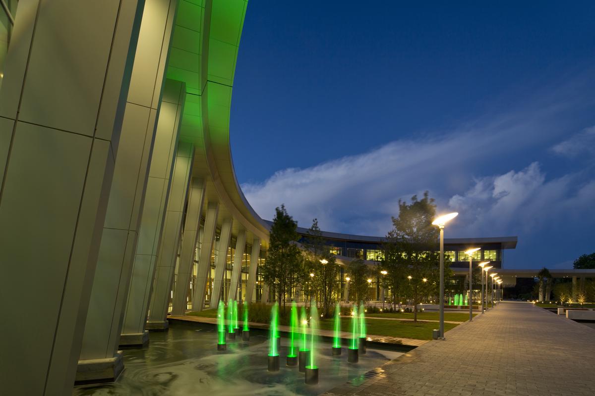 CenturyLink’s world-class tech campus fountains at night, designed by EDGE. 