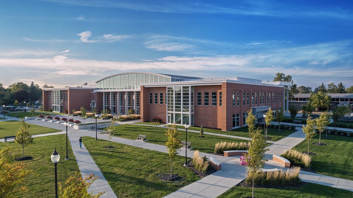 exterior view of beautiful Findlay campus