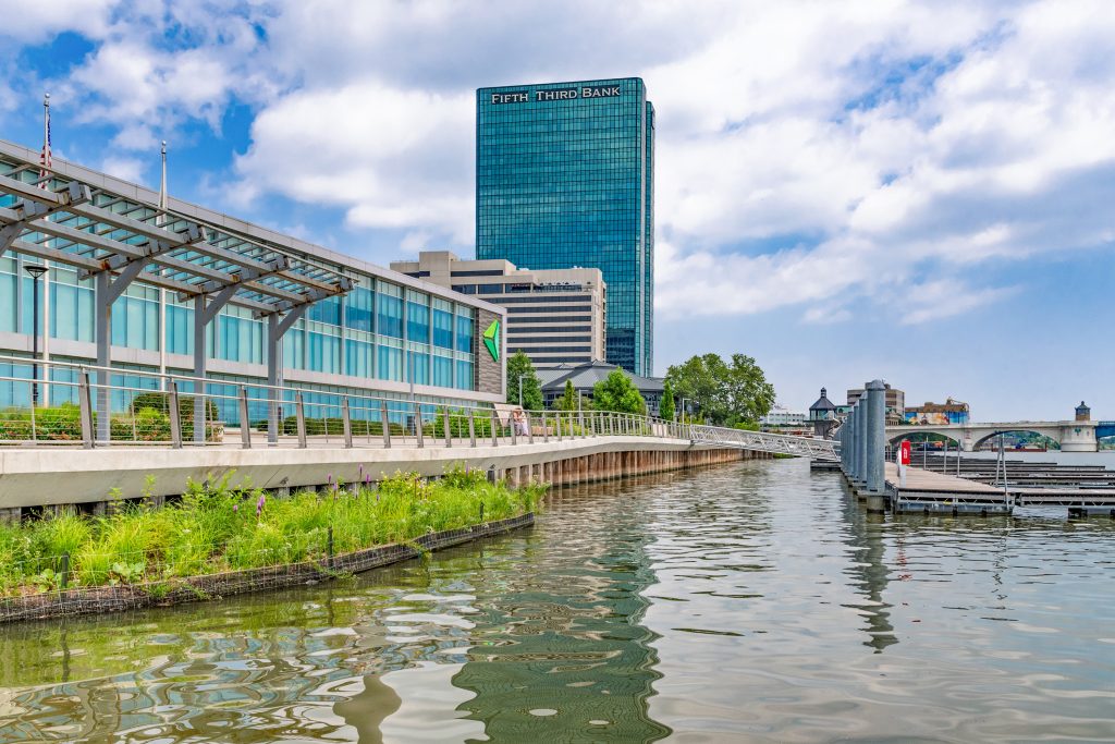 Toledo Glass City Riverfront Park
