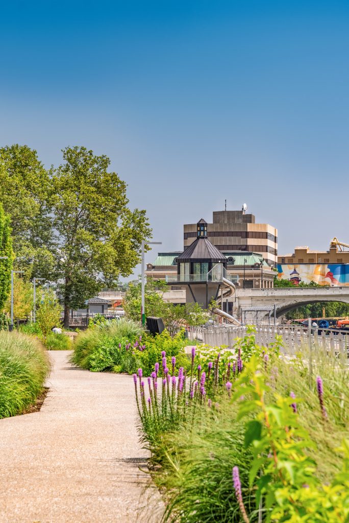 Toledo Glass City Riverfront Park