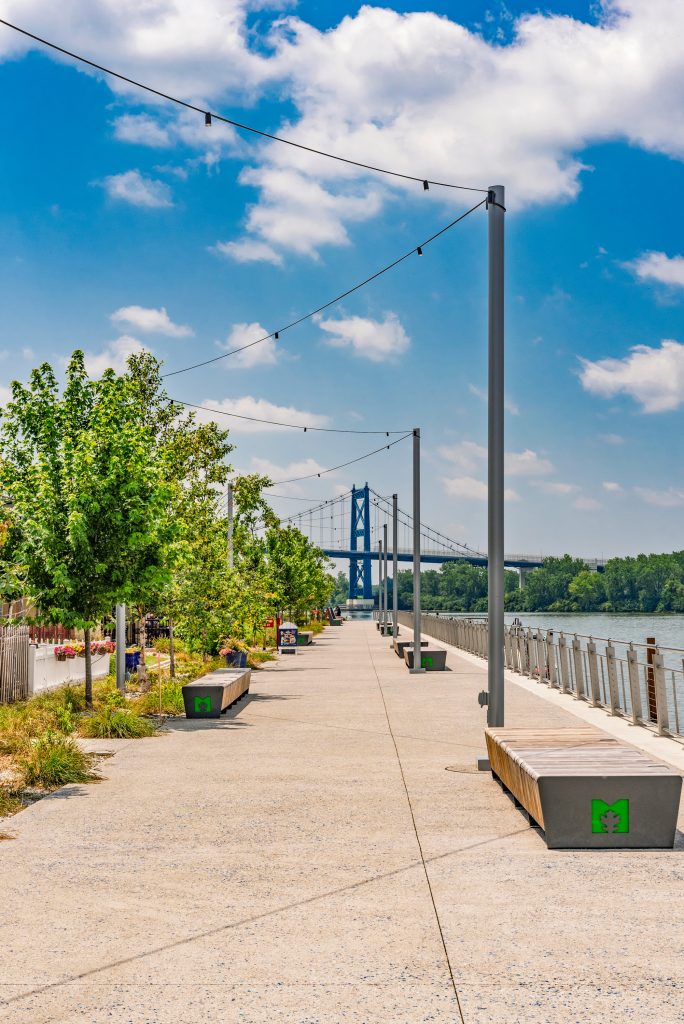 Toledo Glass City Riverfront Park