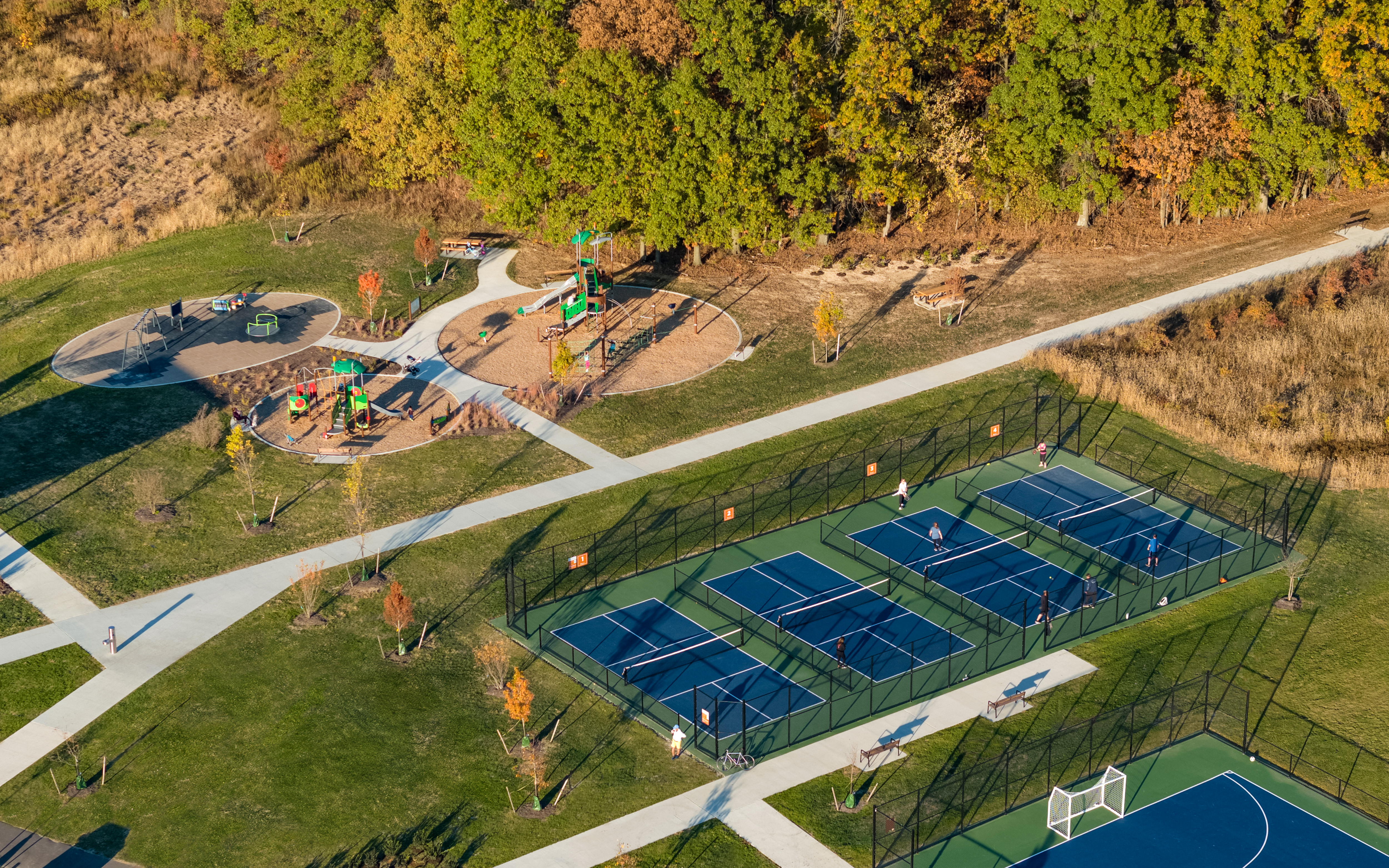 Columbus Recreation & Parks Warner Woods Park Playground and Pickleball Courts