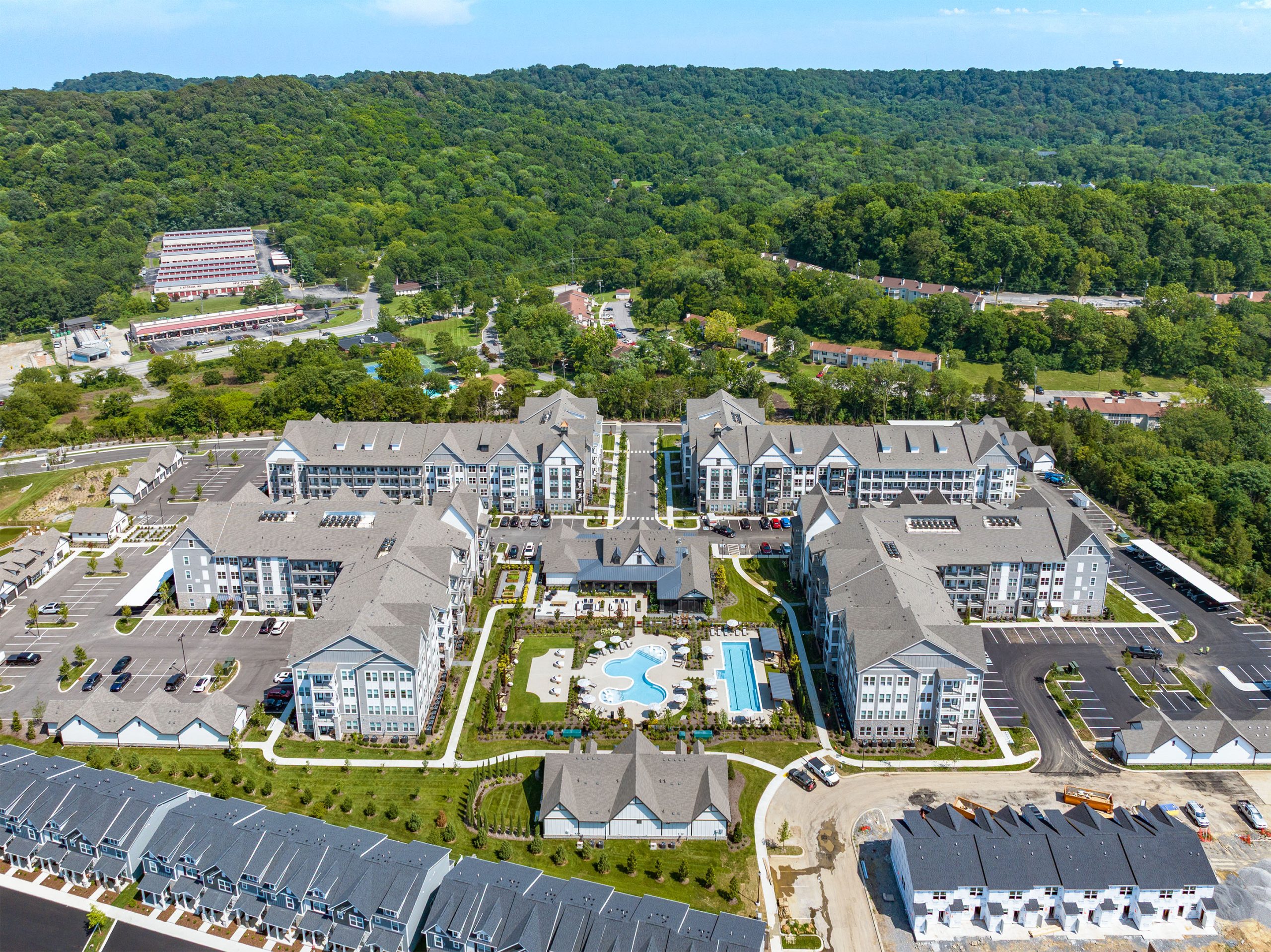 Novel Harpeth Heights Multifamily Community Tennessee