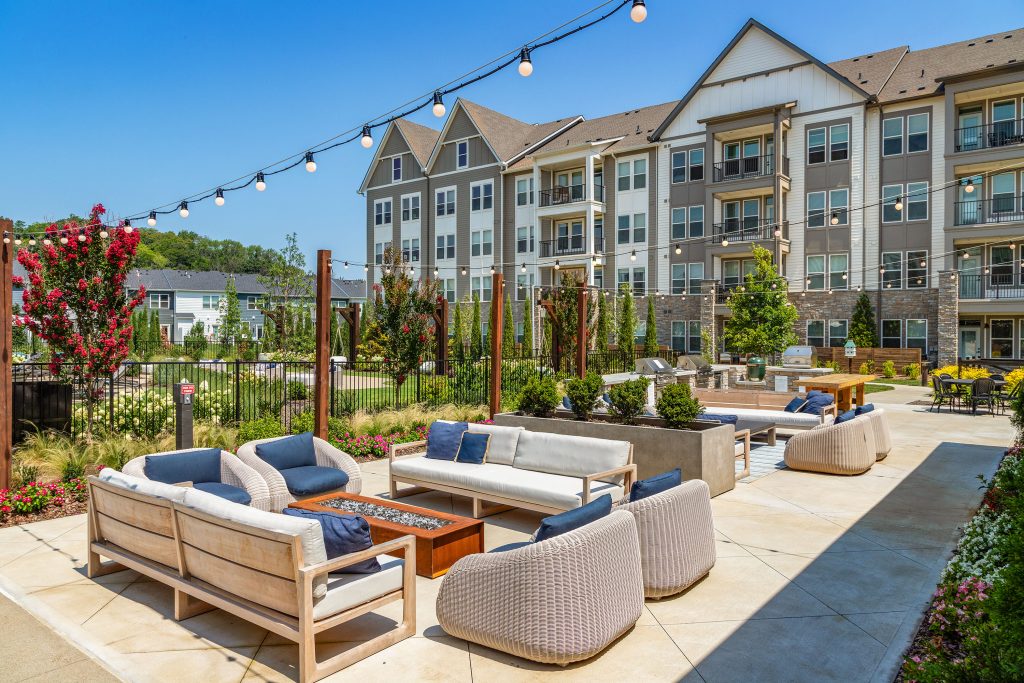 Novel Harpeth Heights Multifamily Community Tennessee